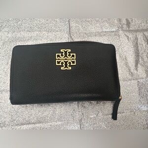 Tory Burch Britton Continental Wallet